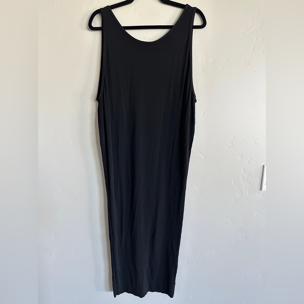 Helmut Lang scoop neck sleeveless black midi dress size small